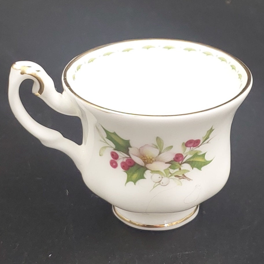 Royal Albert Flowers of the Month, December Christmas Rose Miniat