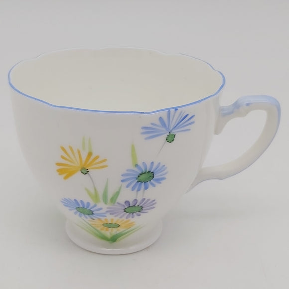Grafton - 5941 Hand-painted Colourful Daisies - Cup