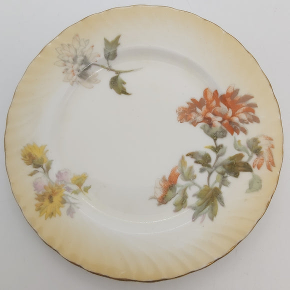 Royal Doulton - A8356 Red Yellow and White Flowers - Small Plate - ANTIQUE