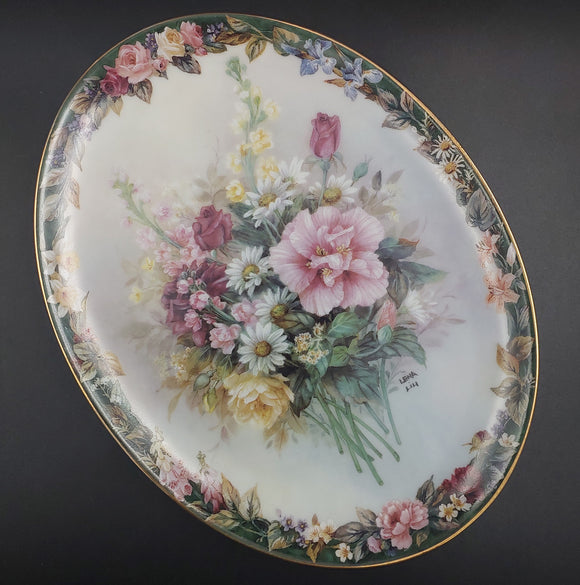 Lena Liu's Floral Cameos: Precious - Oval Display Plate
