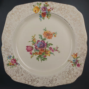 Hollinshead & Kirkham - Floral Spray with Tulip, Fruit Filigree - Salad Plate