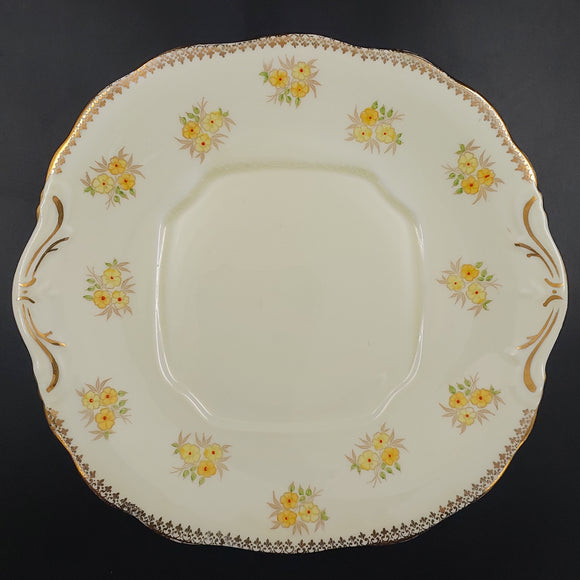 Salisbury - Yellow Floral Sprays with Red Centres, 1631 - Cake Plate