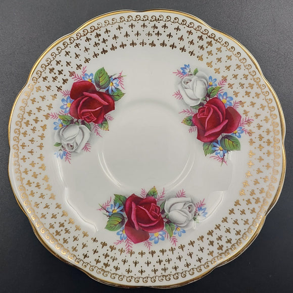 Queen Anne - Gold Filigree Band with Duet Roses - Saucer