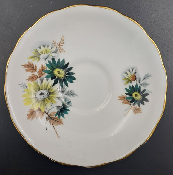 Royal Vale - Green and Yellow Daisies - Saucer