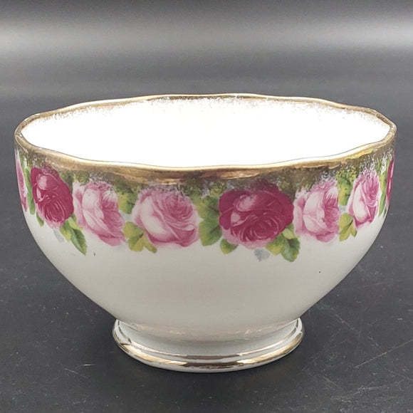 Roslyn - Pink and Red Roses - Sugar Bowl