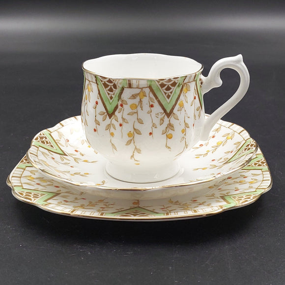 Royal Albert - Green Border and Hanging Leaves, A946 - Trio
