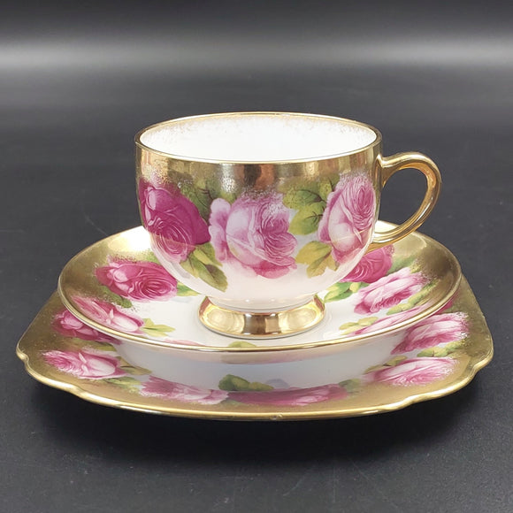 Royal Albert - Old English Rose with Heavy Gold - Trio