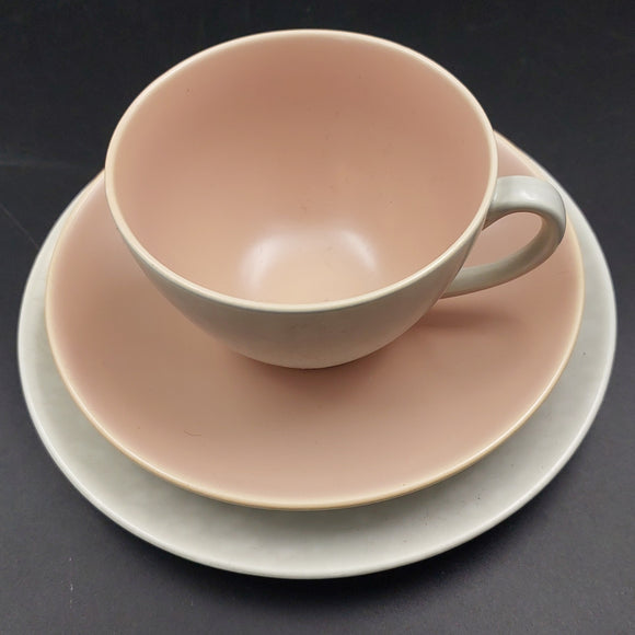 Poole - C97 Peach Bloom and Seagull - Trio with Rimmed Side Plate