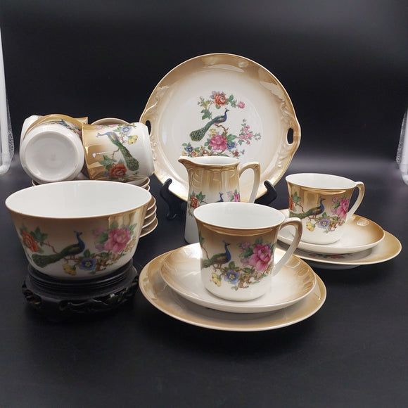 European-made - Peacock and Flowers - 21-piece Tea Set