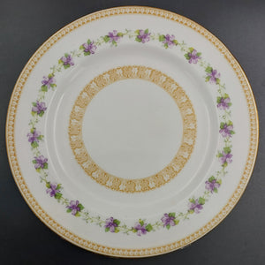 Royal Doulton - Ring of Violets, E9245 - Side Plate