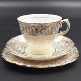 Colclough - Gold Filigree Band with Yellow - Trio