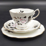 Royal Albert - Queen's Messenger - 21-piece Tea Set