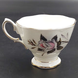 Royal Albert - Queen's Messenger - 21-piece Tea Set