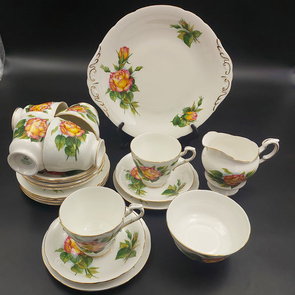 Royal Standard - Yellow-Pink Roses - 21-piece Tea Set