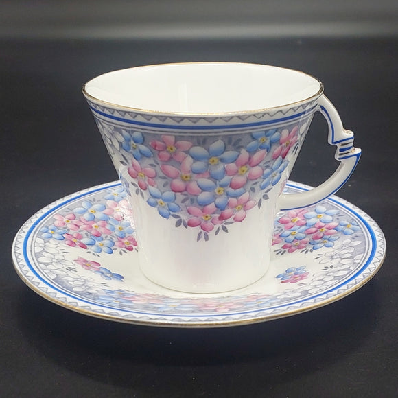 Royal Albert - White, Blue and Pink Flowers - Duo
