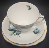 Queen Anne - Blue Roses, 8282 - Trio