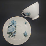 Queen Anne - Blue Roses, 8282 - Trio