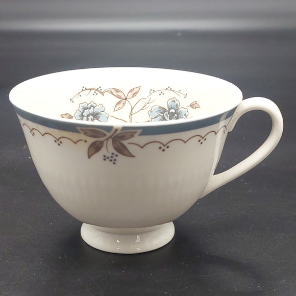 Royal Doulton - Old Colony, TC1005 - Cup