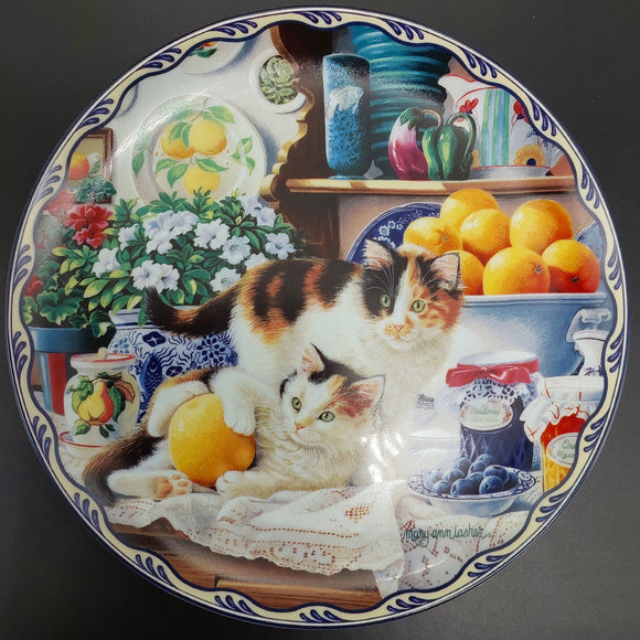 Bradford Exchange - Emily & Alice in a Jam - Display Plate