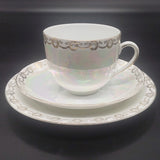 Victoria - Gold Garland on Pearl Lustre - Trio