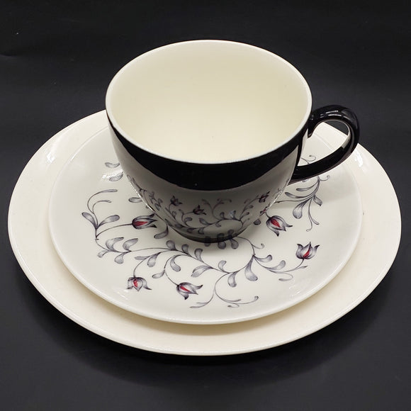 Johnson Brothers - Lace - Trio