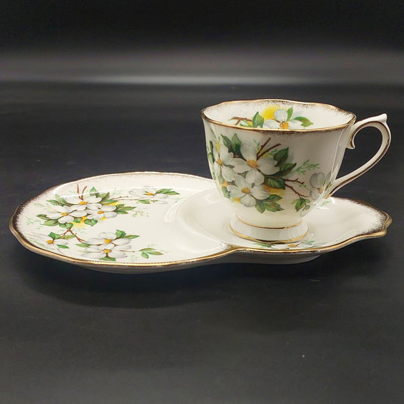 Royal Albert - White Dogwood - Hostess Duo
