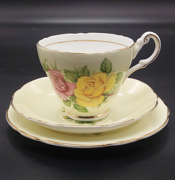 Harrowby - Pink and Yellow Roses on Yellow - Trio