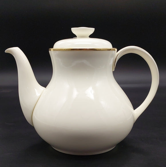 Royal Doulton - The Romance Collection: Heather - Teapot