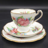 Roslyn - Wheatcroft Roses, No 1 Rendezvous - Trio with Rosebud Cup Interior
