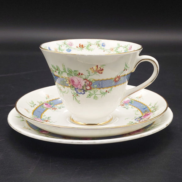 Royal Doulton - Blue Band and Flowers, H4843 - Trio