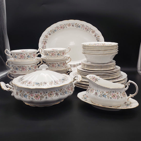 Paragon - Meadowvale - 6-setting Dinner Set [A]