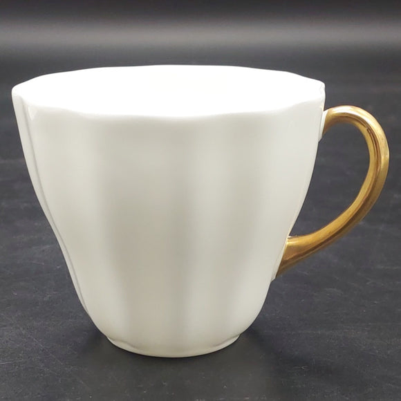 Royal Doulton - White Ribbed - Cup