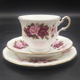 Queen Anne - Maroon and Pink Roses, 8641 - Trio