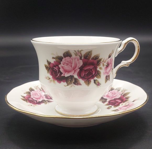 Queen Anne - Maroon and Pink Roses, 8641 - Duo