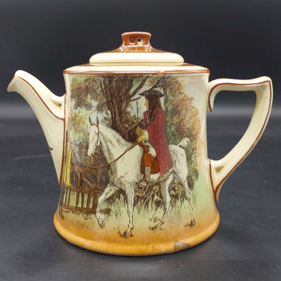 Royal Doulton - Sir Roger De Coverley, D3418 - Teapot