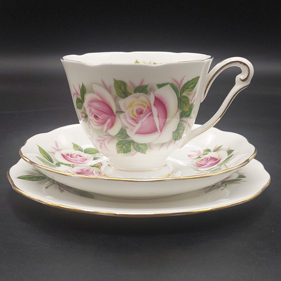 Queen Anne - Madame Butterfly - Trio