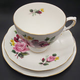 Queen Anne - Pink and Maroon Roses, 8289 - Trio