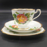 Roslyn - Wheatcroft Roses, No 6 Peace - Trio with Rosebud Cup Interior
