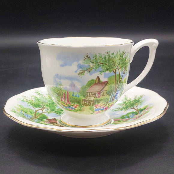 Queen Anne - Tudor Cottage - Duo