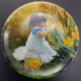 Pemberton & Oakes - Donald Zolan's Flowers for Mother - Miniature Display Plate
