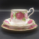 Royal Albert - Old English Rose 4571 - 21-piece Tea Set, A