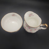 Royal Albert - Paragon's Victoriana Rose - 21-piece Tea Set in Original Box