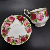 Royal Albert - Old English Rose 4571 - 21-piece Tea Set, C