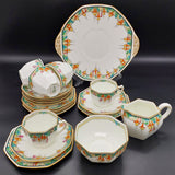 Royal Doulton - Hand-painted Fuchsias, H3348 - 20-piece Tea Set