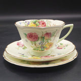 Royal Doulton - Moss Rose, V2247 - Trio