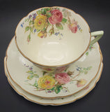 Royal Doulton - Moss Rose, V2247 - Trio