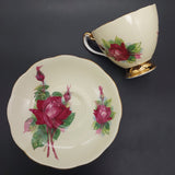 Roslyn - Wheatcroft Roses, No 2 Grand Gala on Cream - 21-piece Tea Set