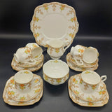 Royal Albert - Orange and Yellow Flowers, 8439 - 21-piece Tea Set