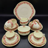 Royal Doulton - Raby Rose, V1502 - 21-piece Tea Set