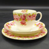 Royal Doulton - Raby Rose, V1502 - 21-piece Tea Set